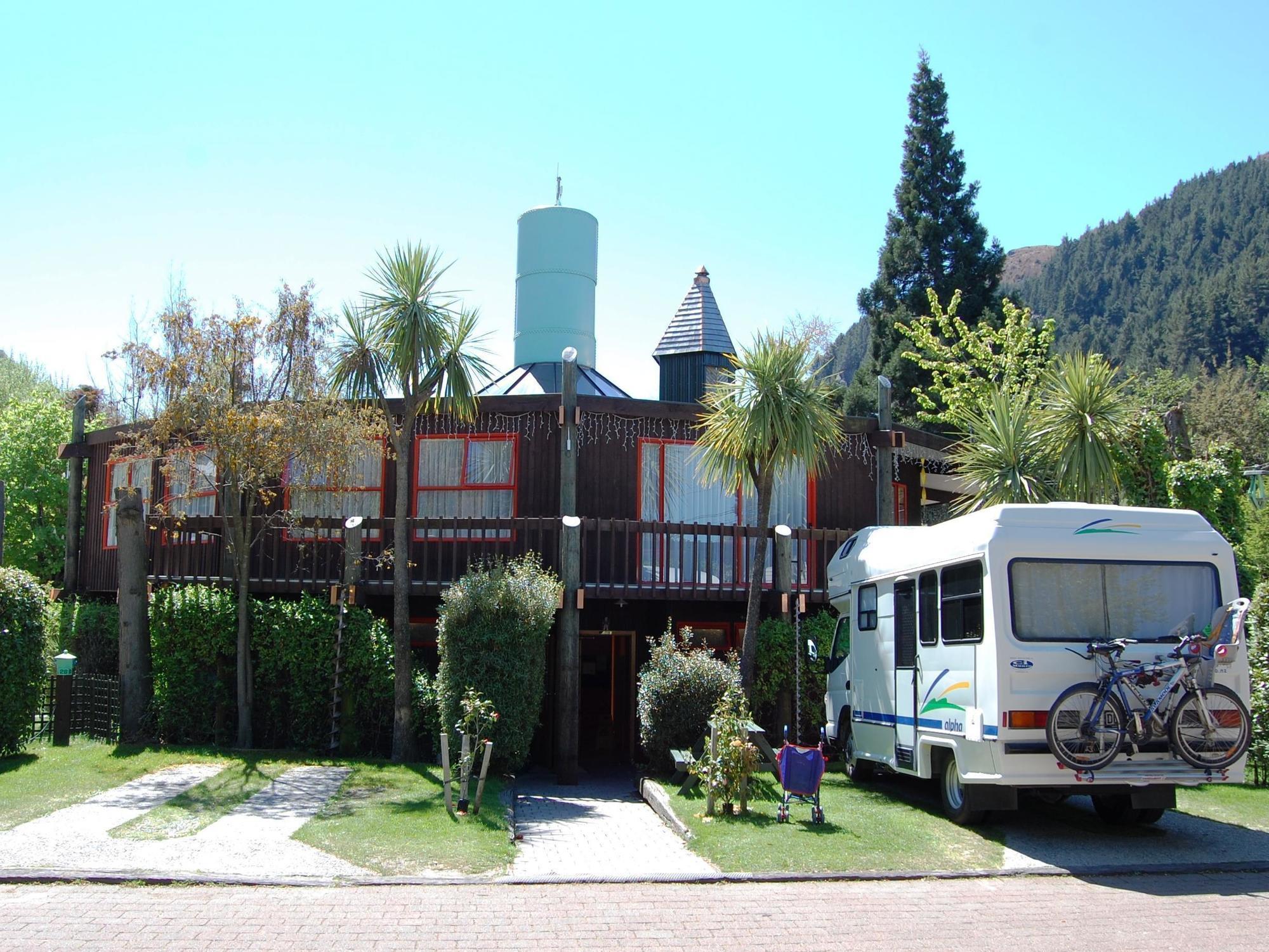 Queenstown Holiday Park Creeksyde Exterior photo