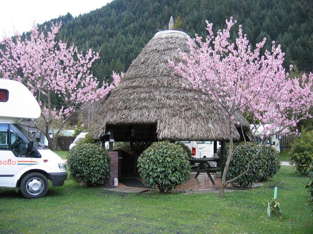 Queenstown Holiday Park Creeksyde Exterior photo